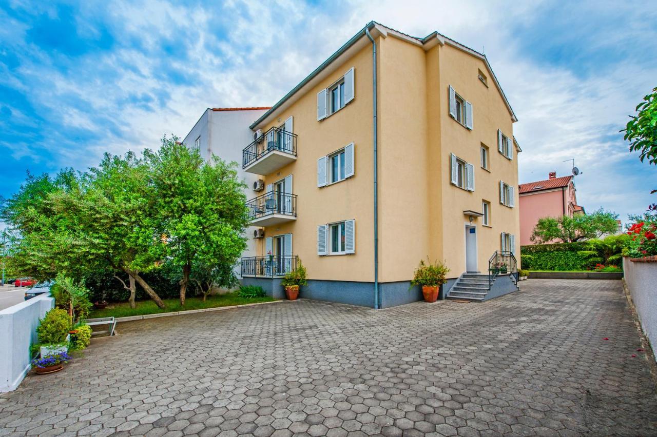Apartments Bella B Rovinj Exterior photo